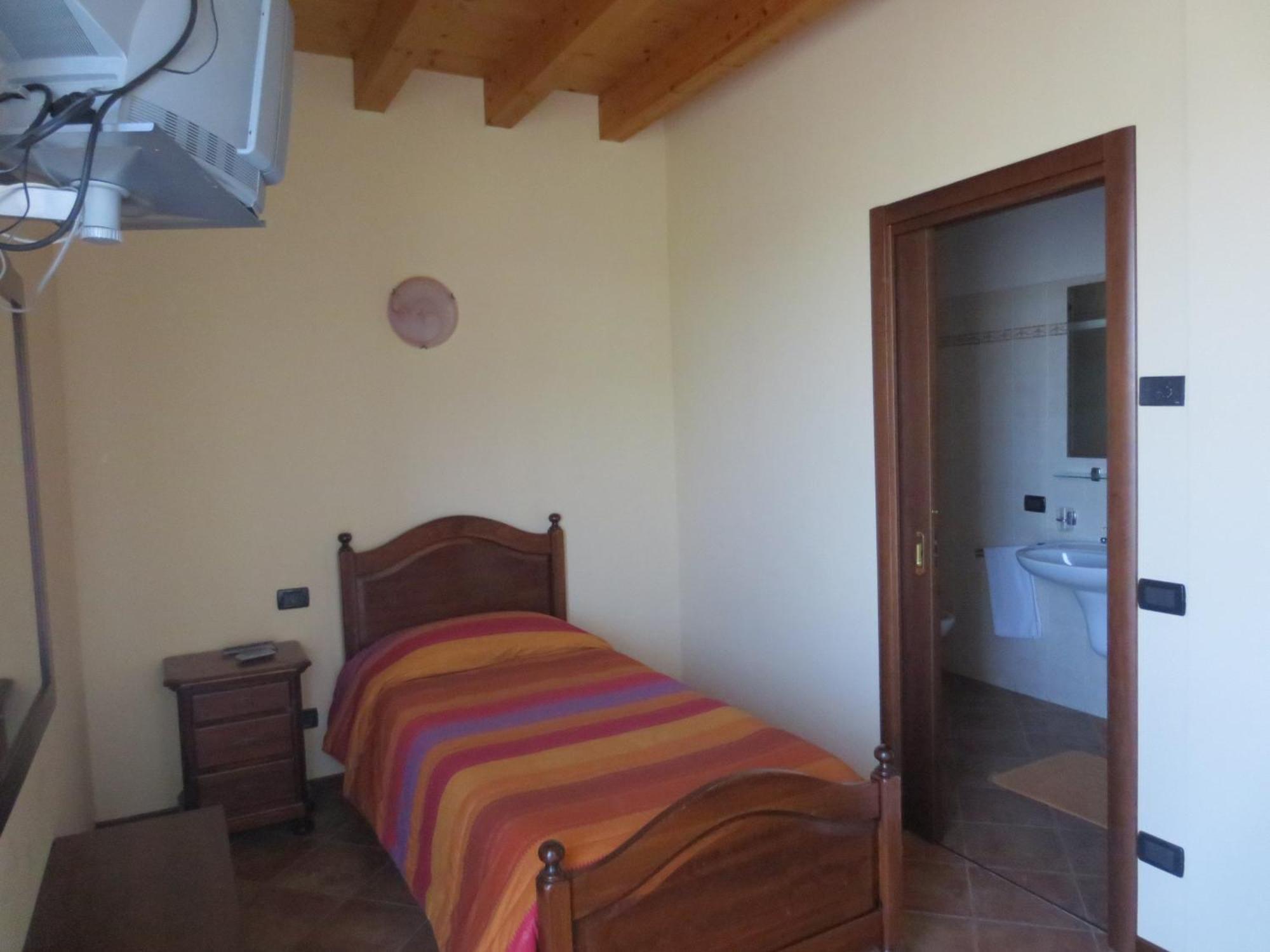 Agriturismo Parco Del Chiese Bedizzole Pokój zdjęcie